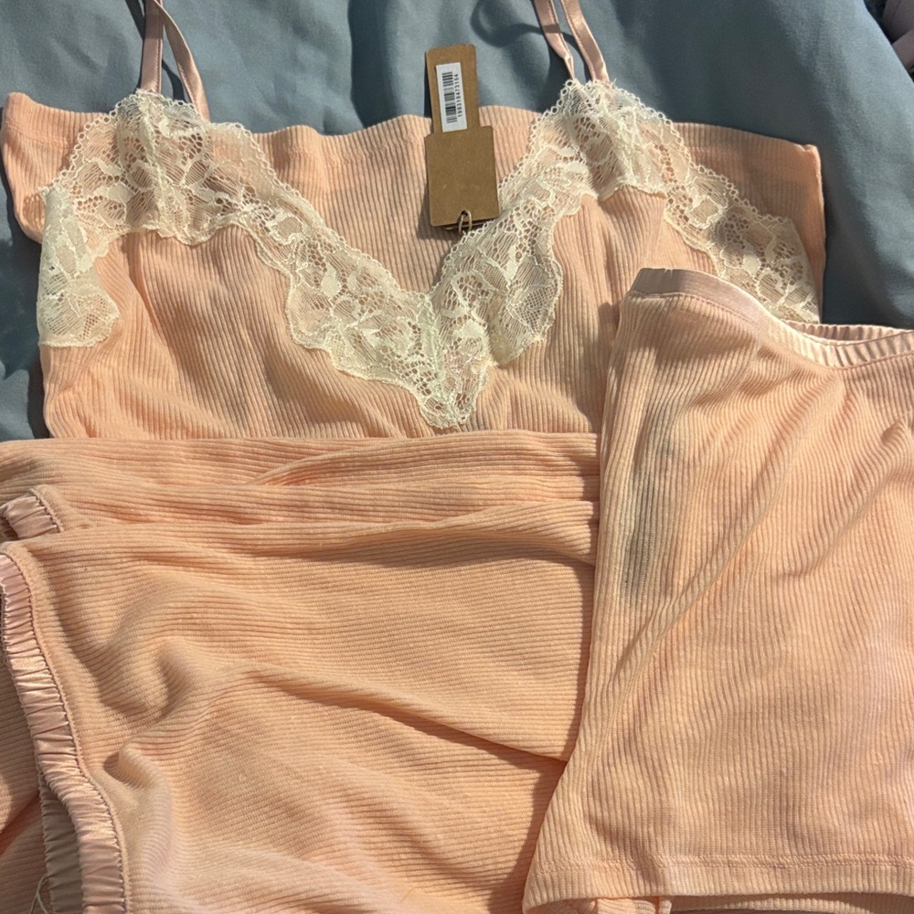 Skims NWT luxurious sleepwear
